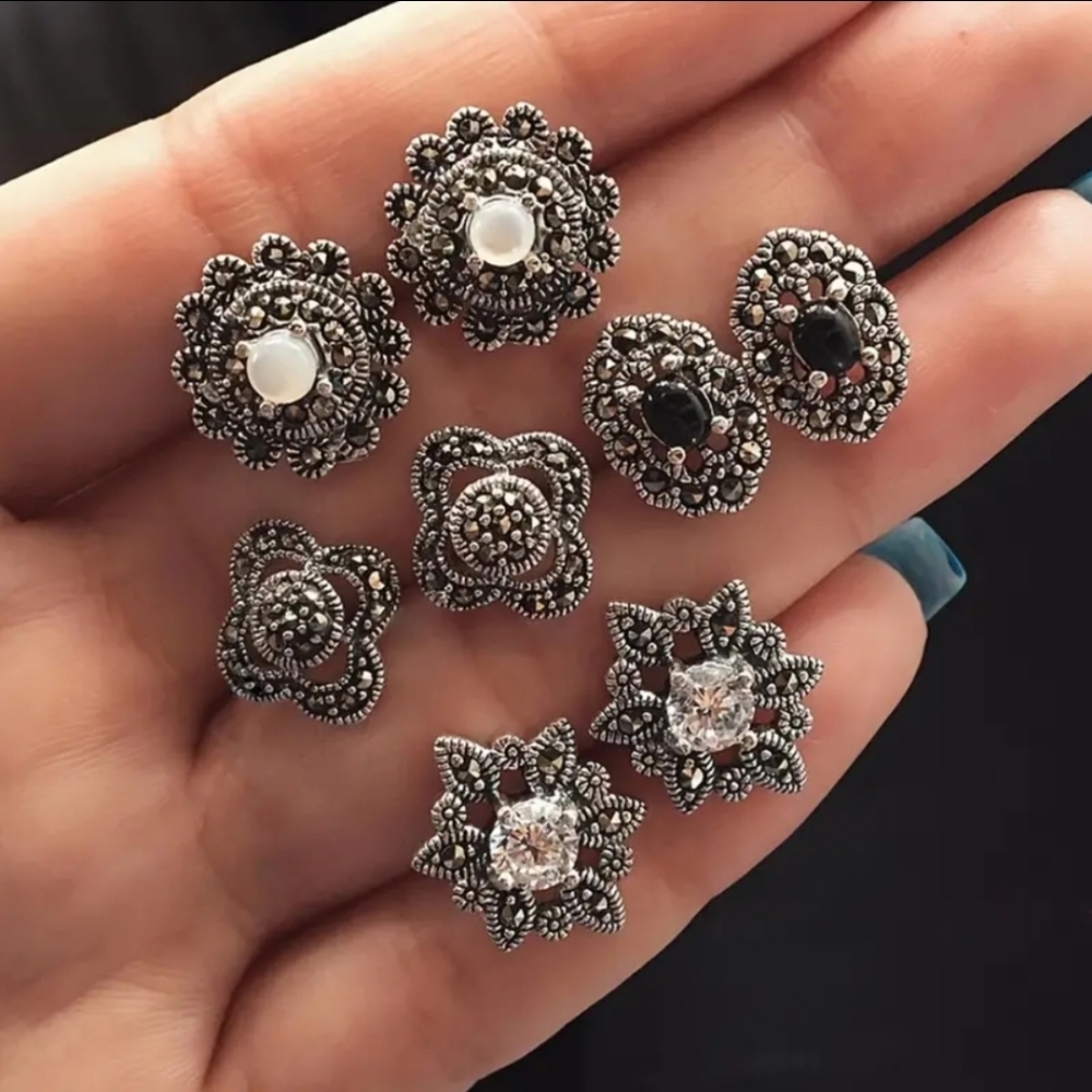 4 Earrings set
